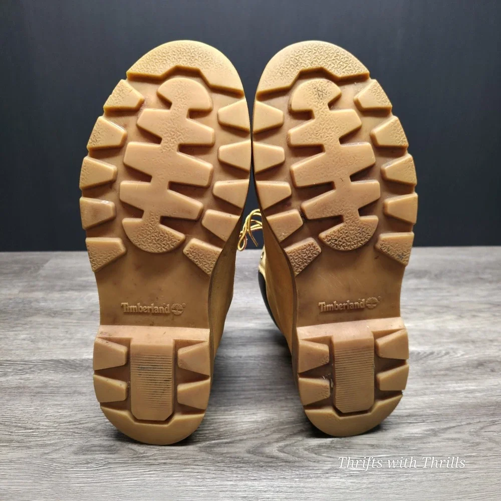 Timberland Wheat Leather Lace-Up Work Boots with Black Collar